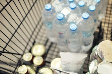 Ukrainians Urged to Stockpile Essentials for Emergency Situations