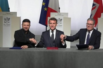Volodymyr Zelensky, Keir Starmer, Emmanuel Macron