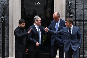 Starmer, Macron, and Merz meet Zelenskyy