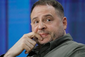 Andriy Yermak, photo - Sergey Dolzhenko / EPA