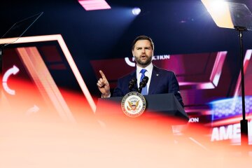 JD Vance, photo - Caylo Seals / Getty Images