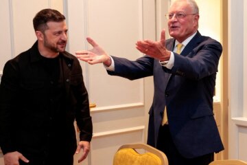 Volodymyr Zelenskyy and Keith Kellog