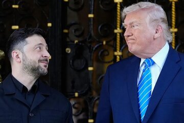 Volodymyr Zelensky, Donald Trump, AP Photo