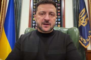 Zelensky May Announce Elections and Referendum on February 24. Washington Applies Pressure