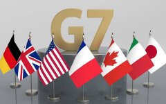 G7