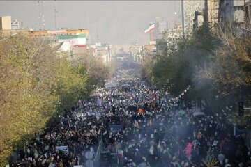 Iran's Mullah Regime Nears Collapse